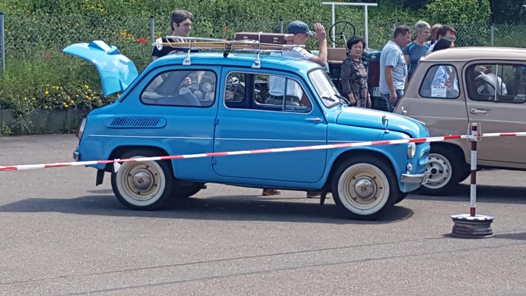 726e7d.jpg